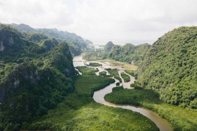Uniquely Thien Long Cave, Otter Valley, Mangrove forests and Ducks massage in less traveled Areas